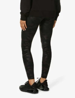 Spanx Camo-print Coated Stretch-jersey Leggings -Ted Bakee Clothing Shop R03838557 MATTEBLACKCAMO ALT03